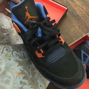 Jordan 4 Cavs